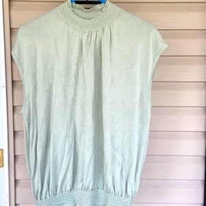 NWT L Ann Taylor green shell embroidered